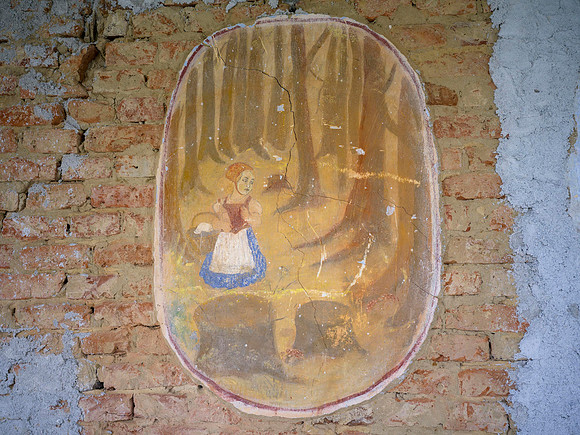 Uncovered artwork at Roades